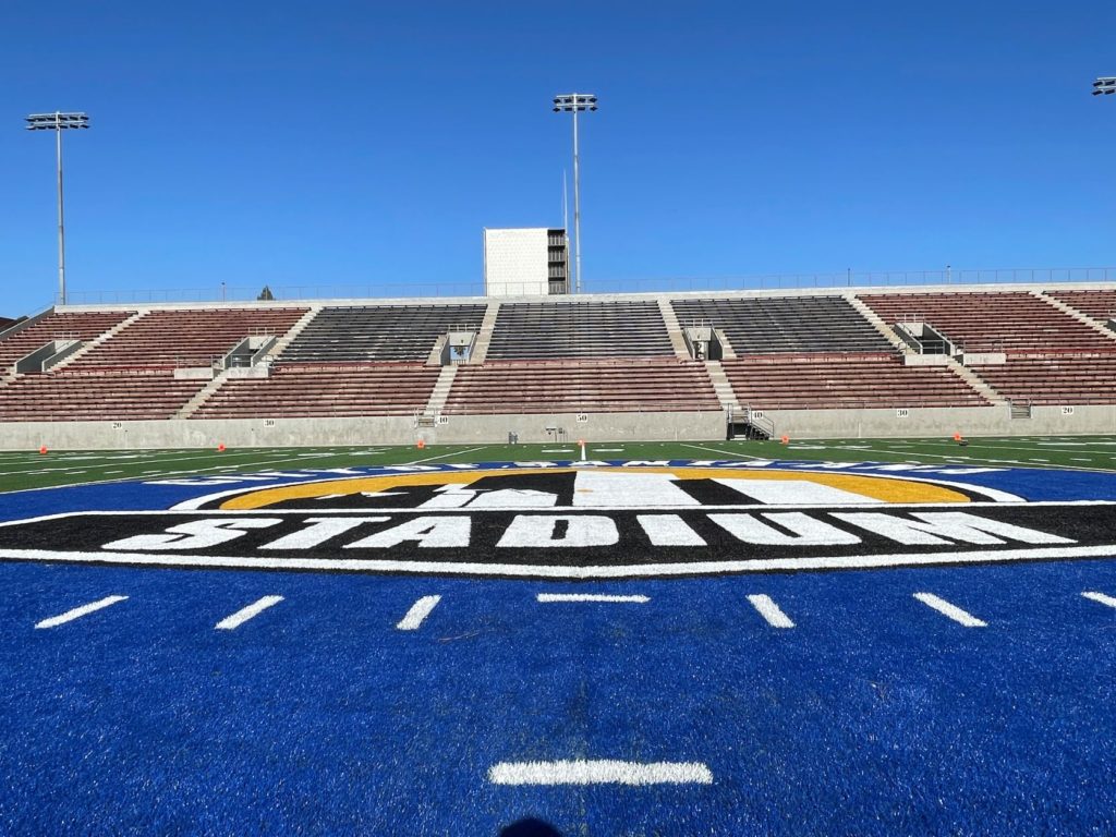 new-turf-at-santa-ana-stadium-gets-first-test-during-two-football-openers