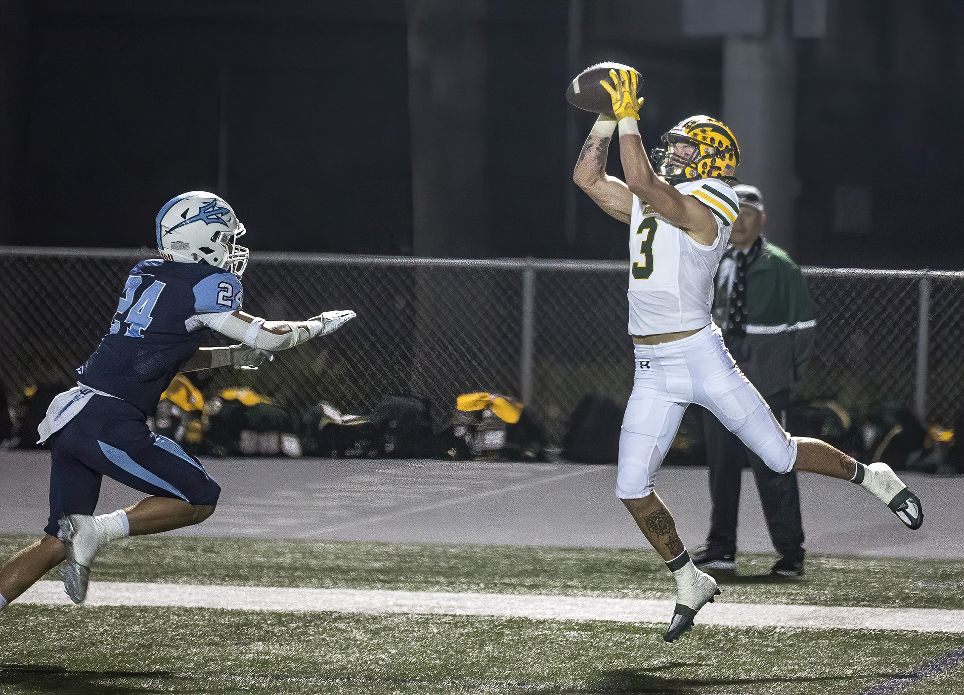 PHOTOS: Edison holds off CdM's challenge for key Sunset League win