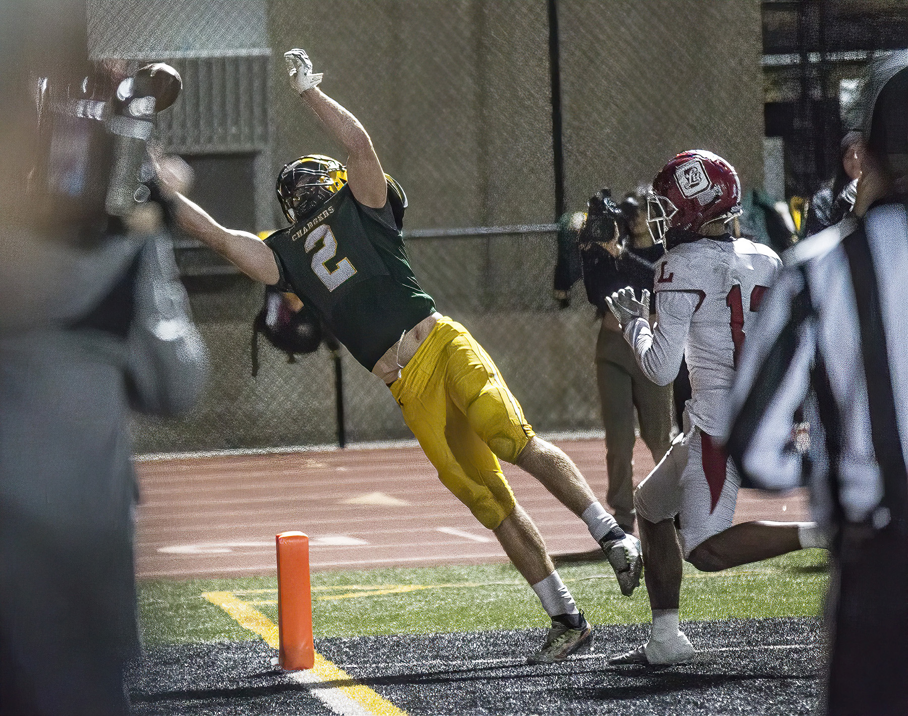 Edison football knocks off Orange Lutheran with huge fourth quarter –  Orange County Register