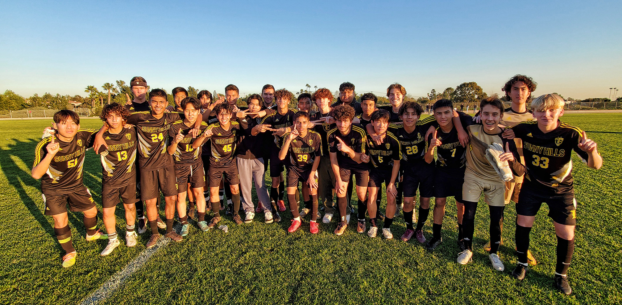 PHOTOS: Sunny Hills captures another Freeway League title with 